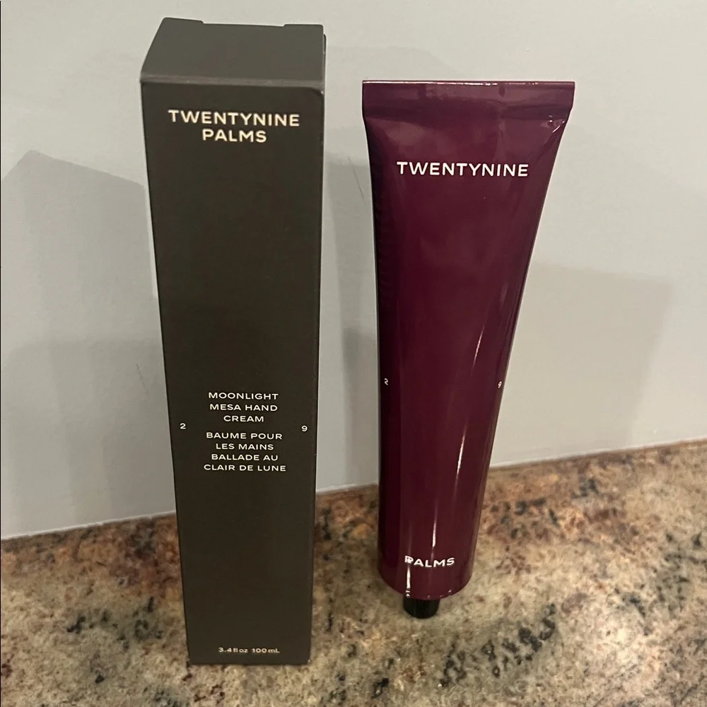 Twentynine Palms Moonlight Mesa Hand Cream NIB - Picture 2 of 4